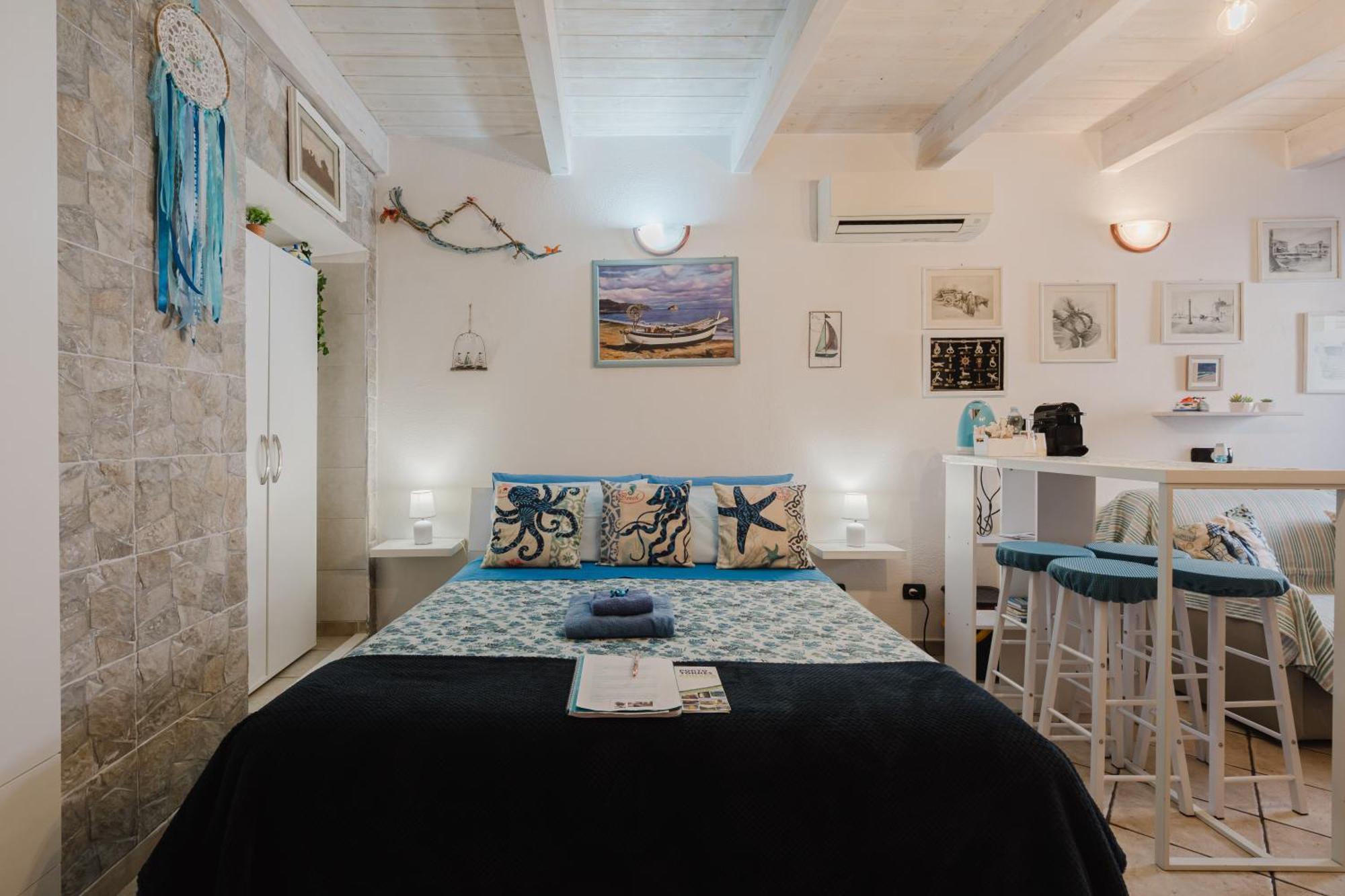 Il Posto Nascosto Bed & Breakfast Porto Torres Exterior photo